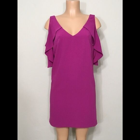Trina Turk fuchsia cold shoulder sheath dress. NWOT - Picture 2 of 5